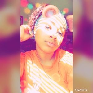 Meet your Posher, Deborah